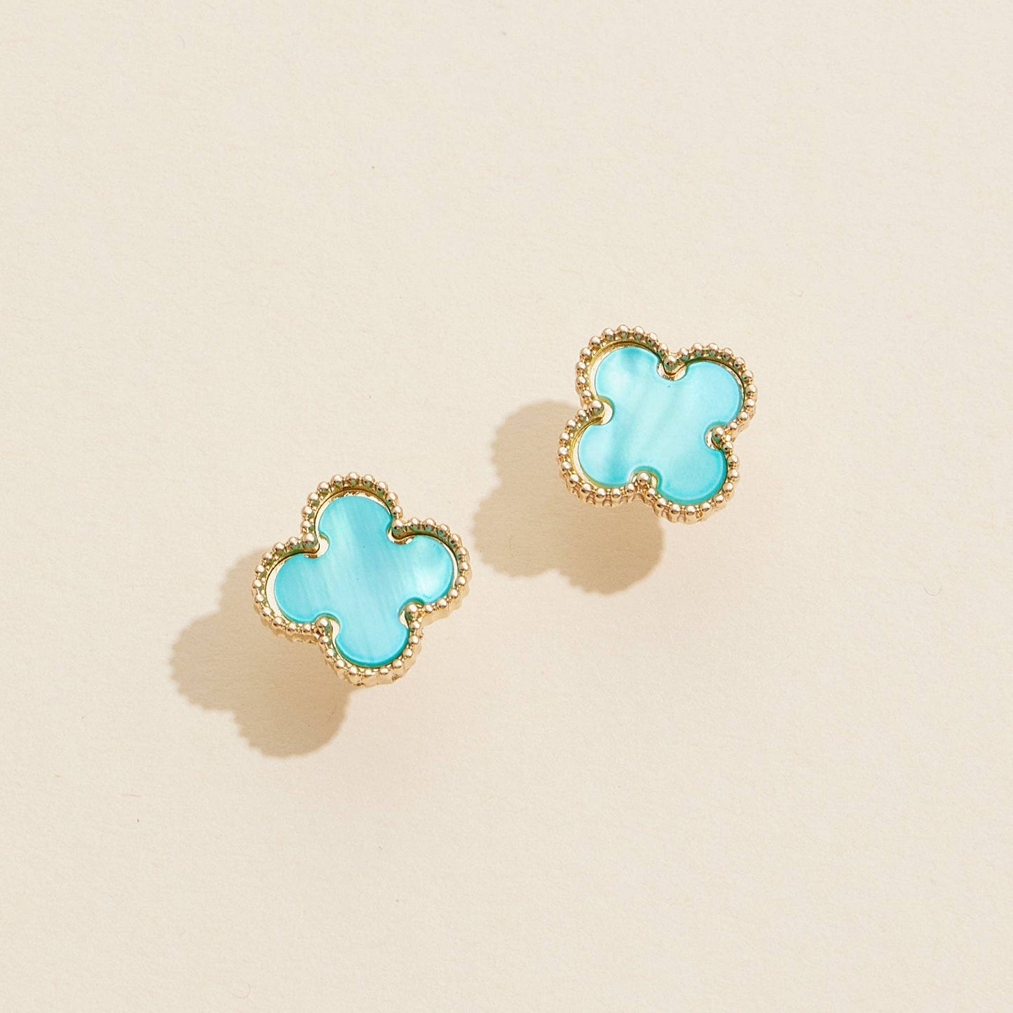 Clover Shape Shell Stud Earrings - Aqua