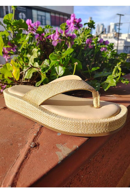 FINAL SALE Esmeralda Flip Flops - Beige Raffia