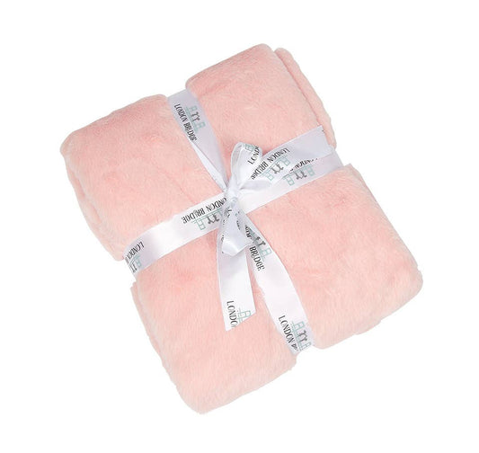 Maison Chic Light Pink Fur Blanket