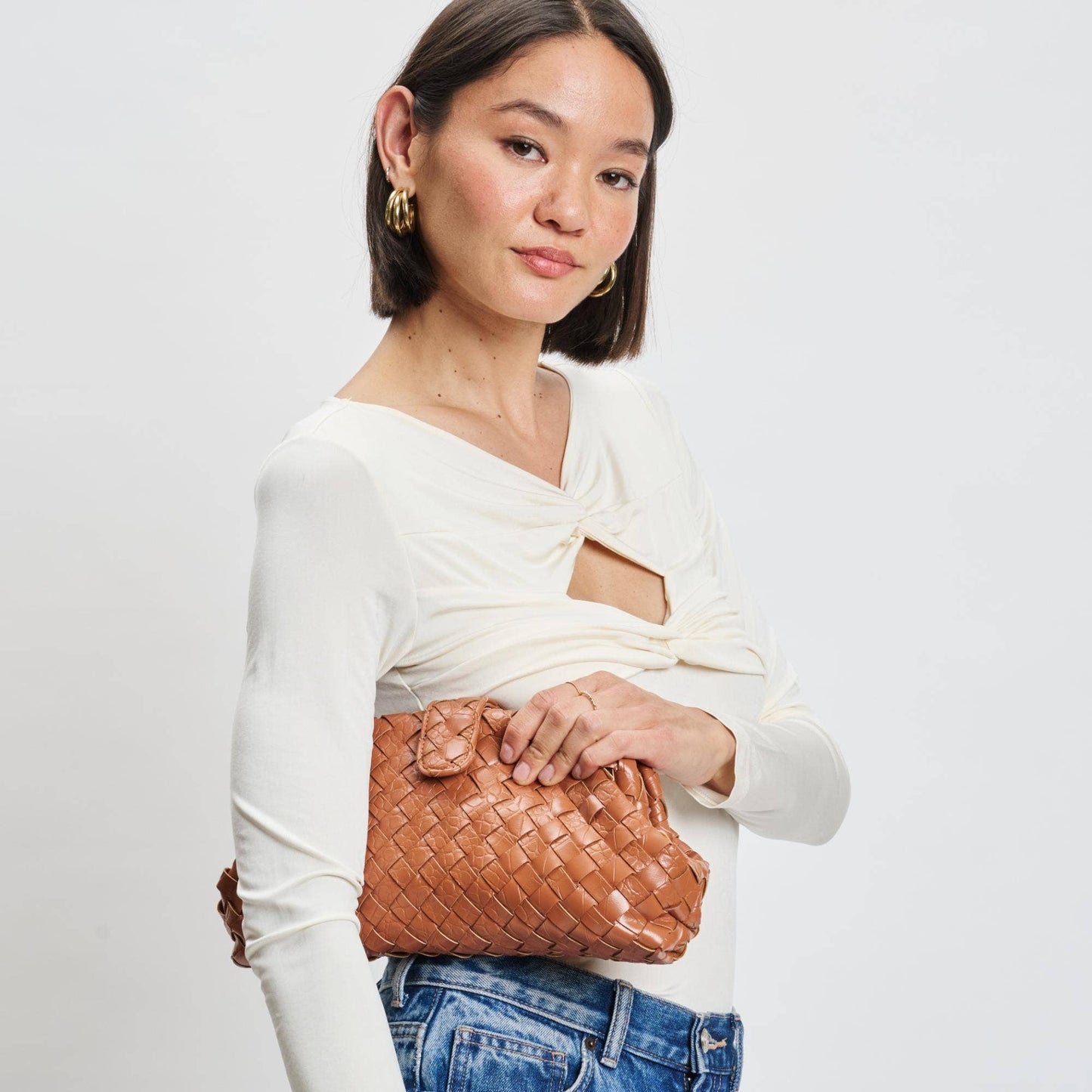 GiGi Crossbody Handbag: Tan