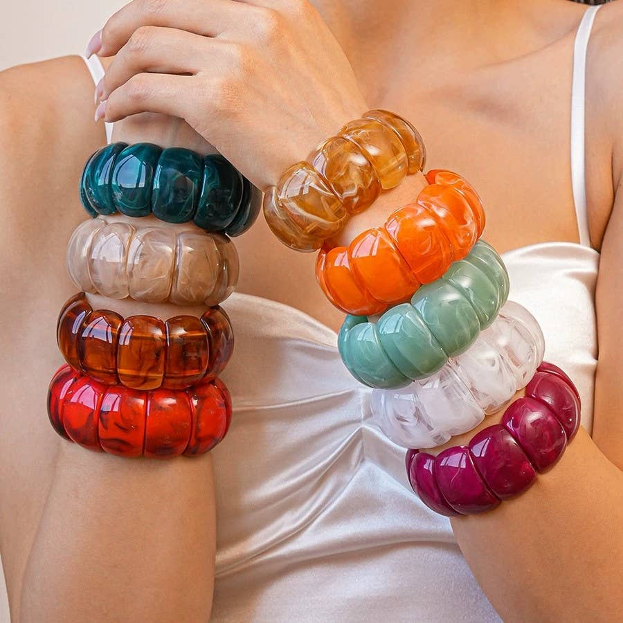 Acrylic Stretch Cord Bracelet- Berry