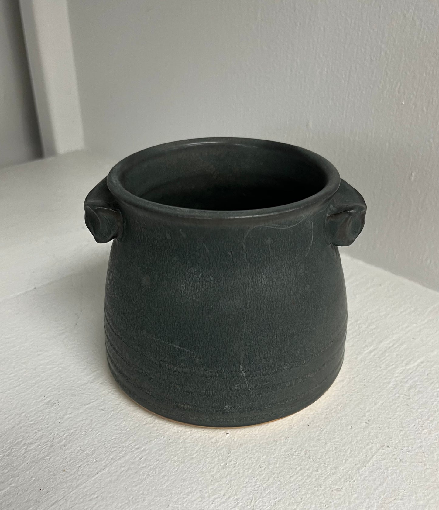 FINAL SALE Finger Print Mini Pot in Peppercorn