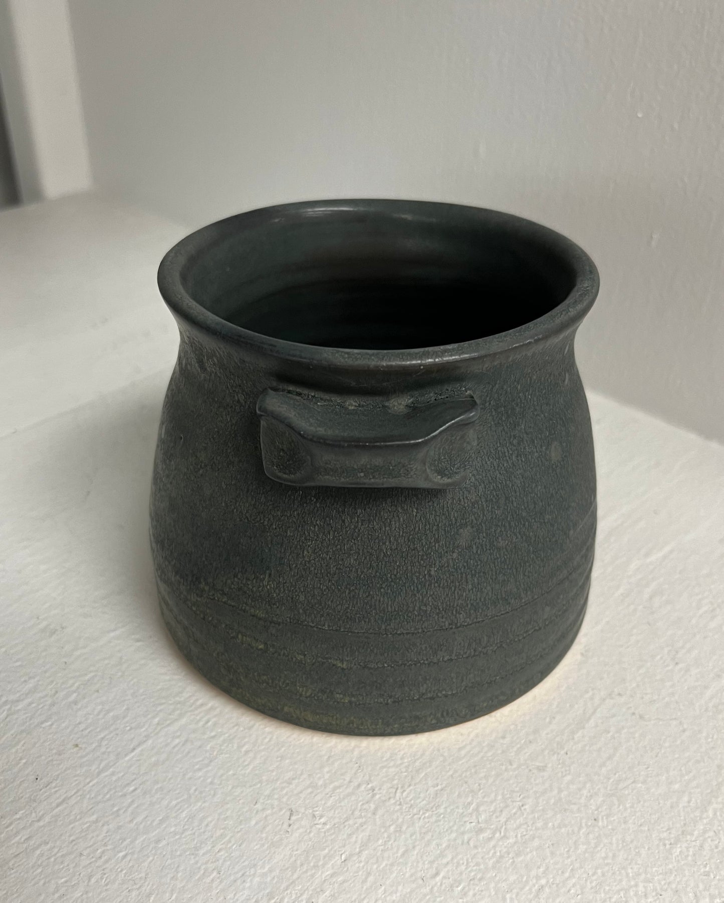 FINAL SALE Finger Print Mini Pot in Peppercorn