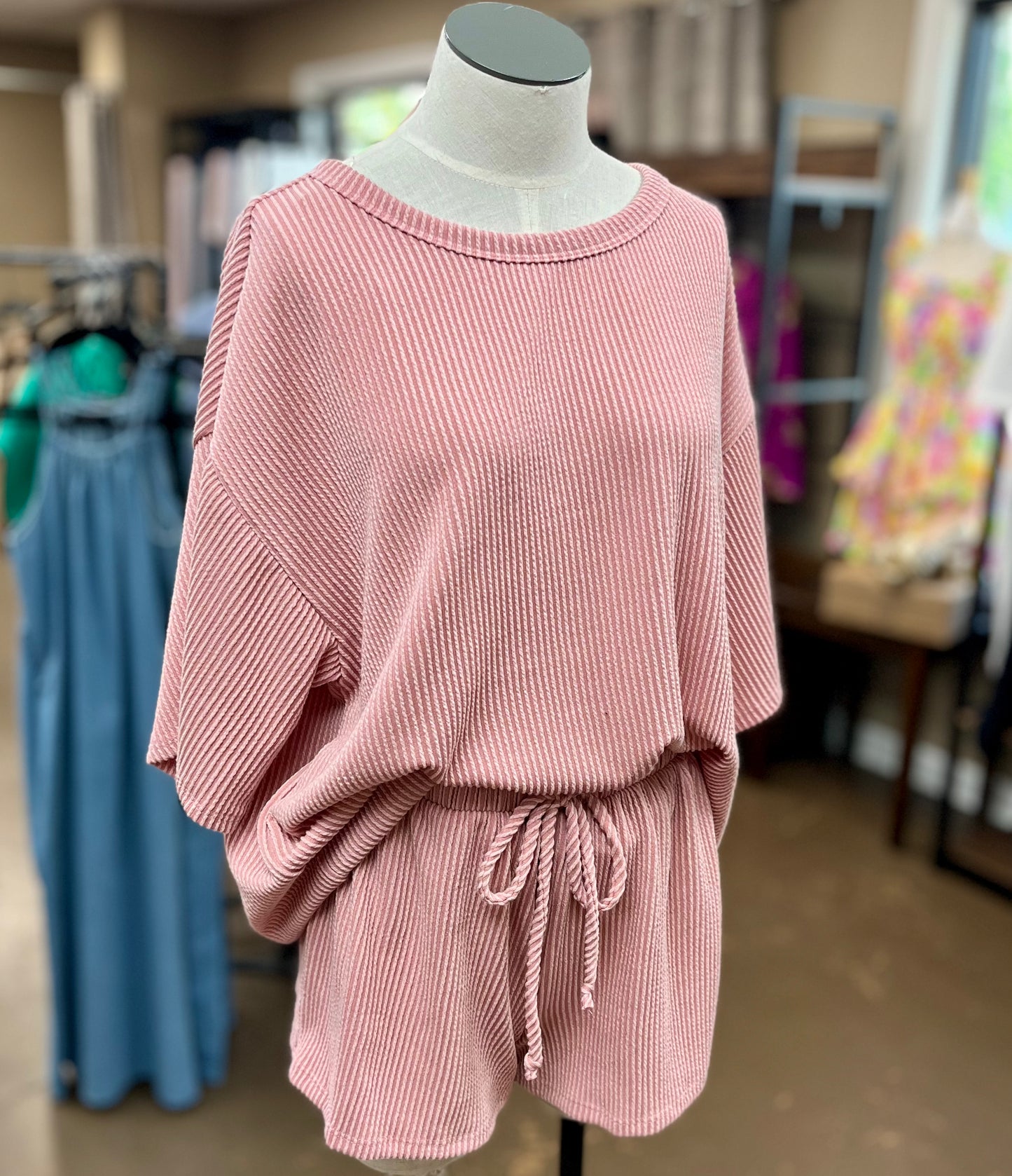 FINAL SALE Textured Knit Top & Shorts Set - Mauve