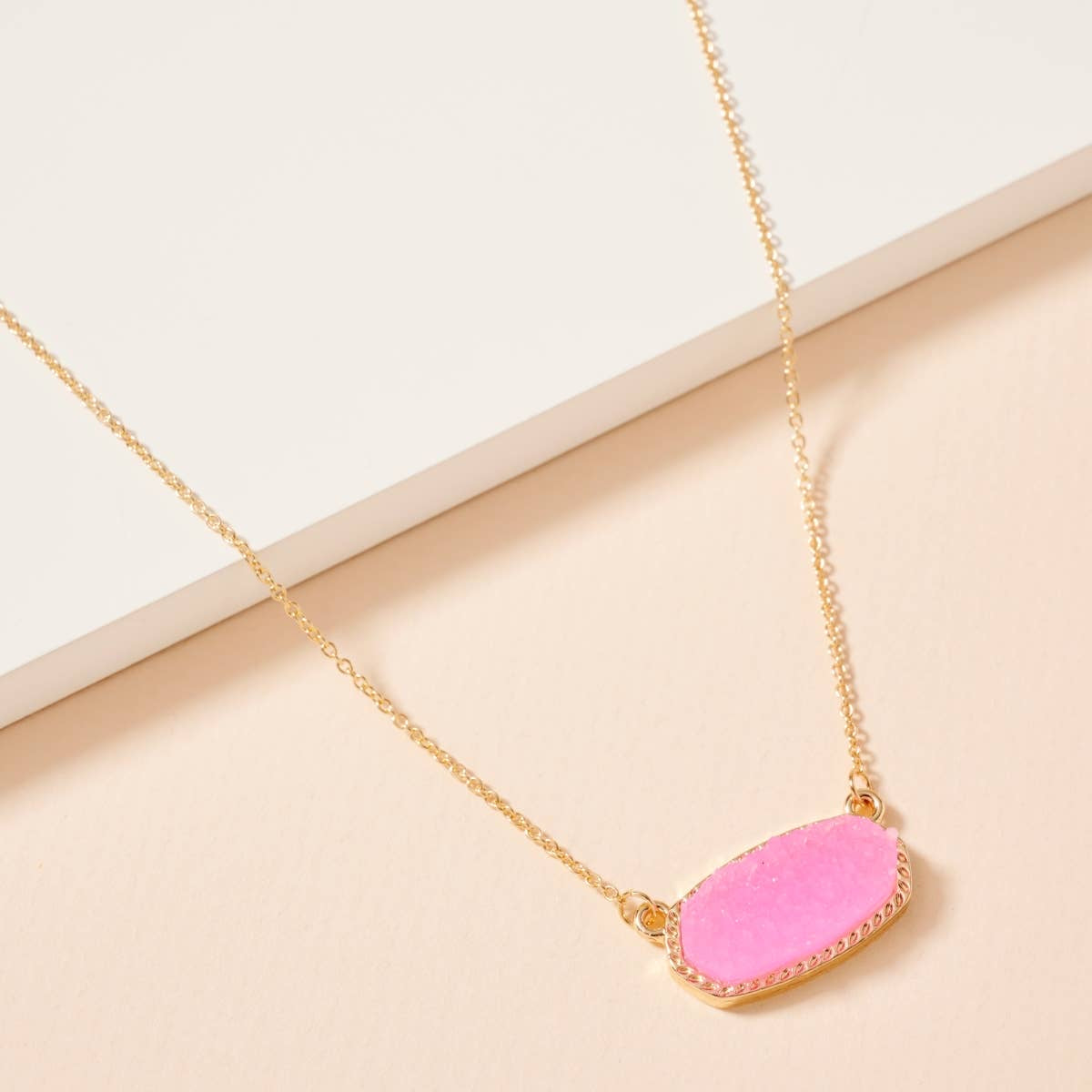 Druzy Stone Charm Short Necklace-Pink