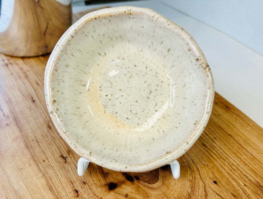 Etta B Small Salsa Bowl-Chantilly Cream