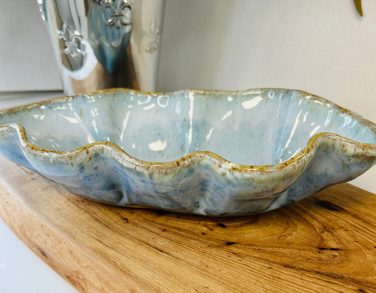 Etta B Flutter Dish-Wisteria