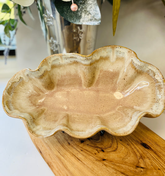 Etta B Flutter Dish-Primrose