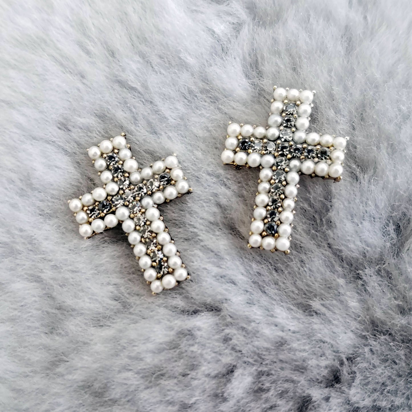 Cross Stud Earring