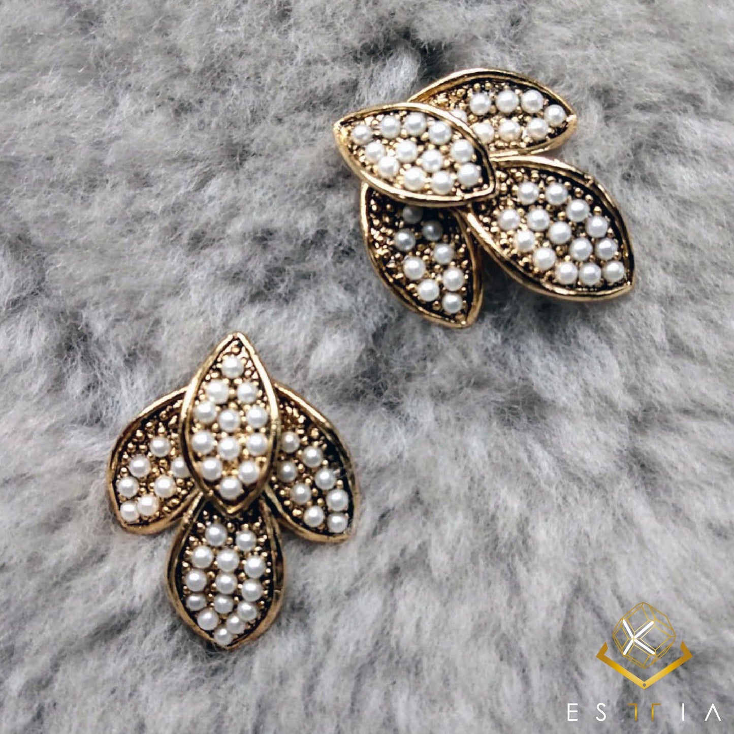 Juli Pearl Earrings
