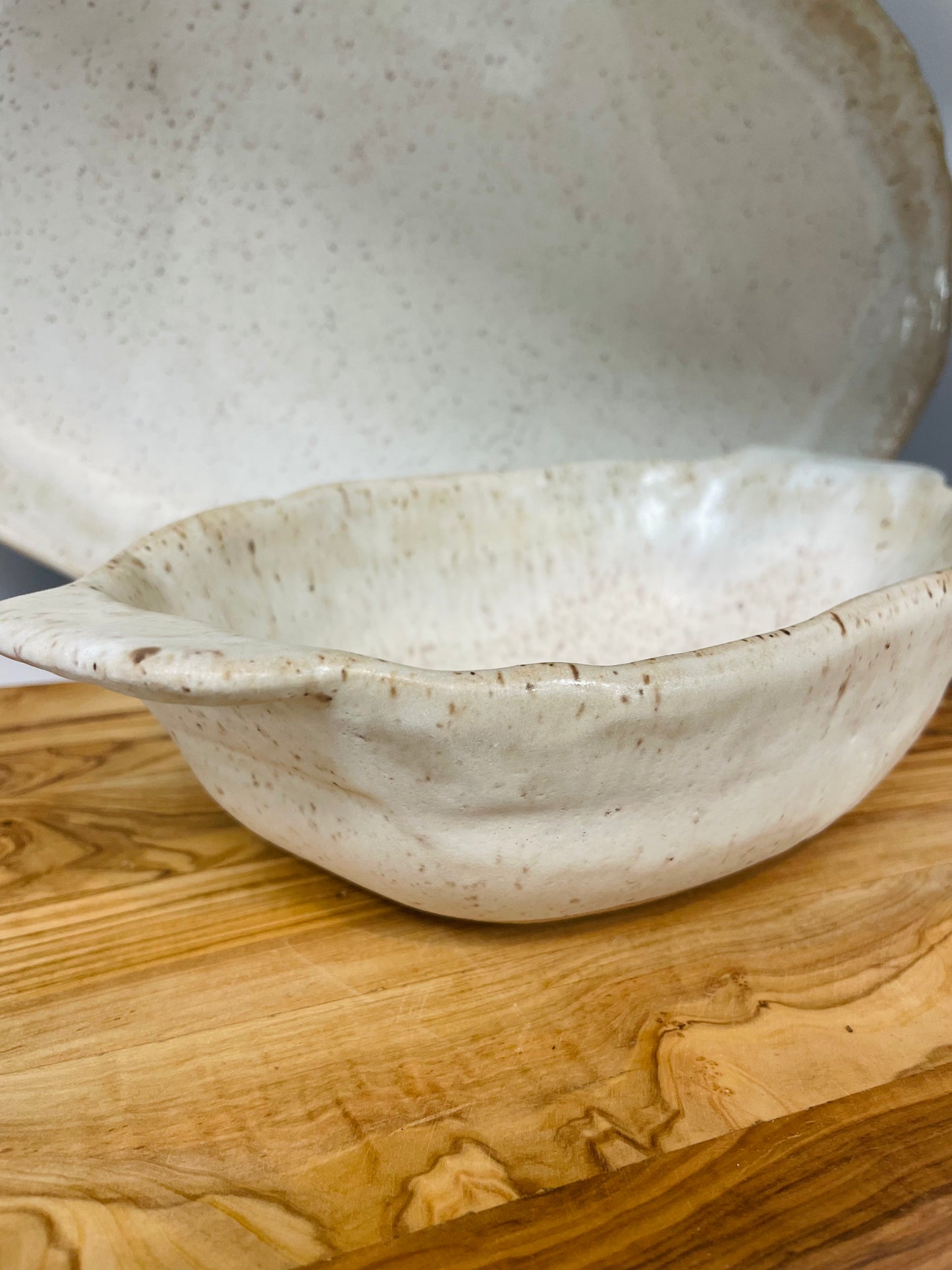 Etta B Oval Soufflé In Dogwood