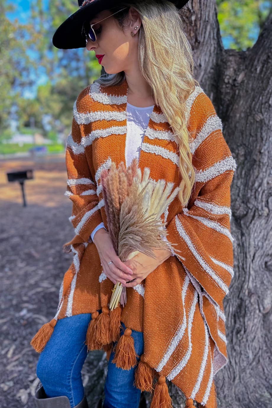 Western Textured Cardigan with Chunky Tassel: One Size