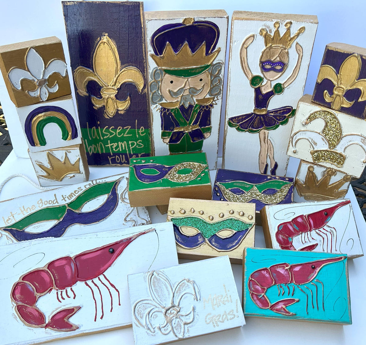 Mardi Gras mask  |  hand painted wood block: Purple background