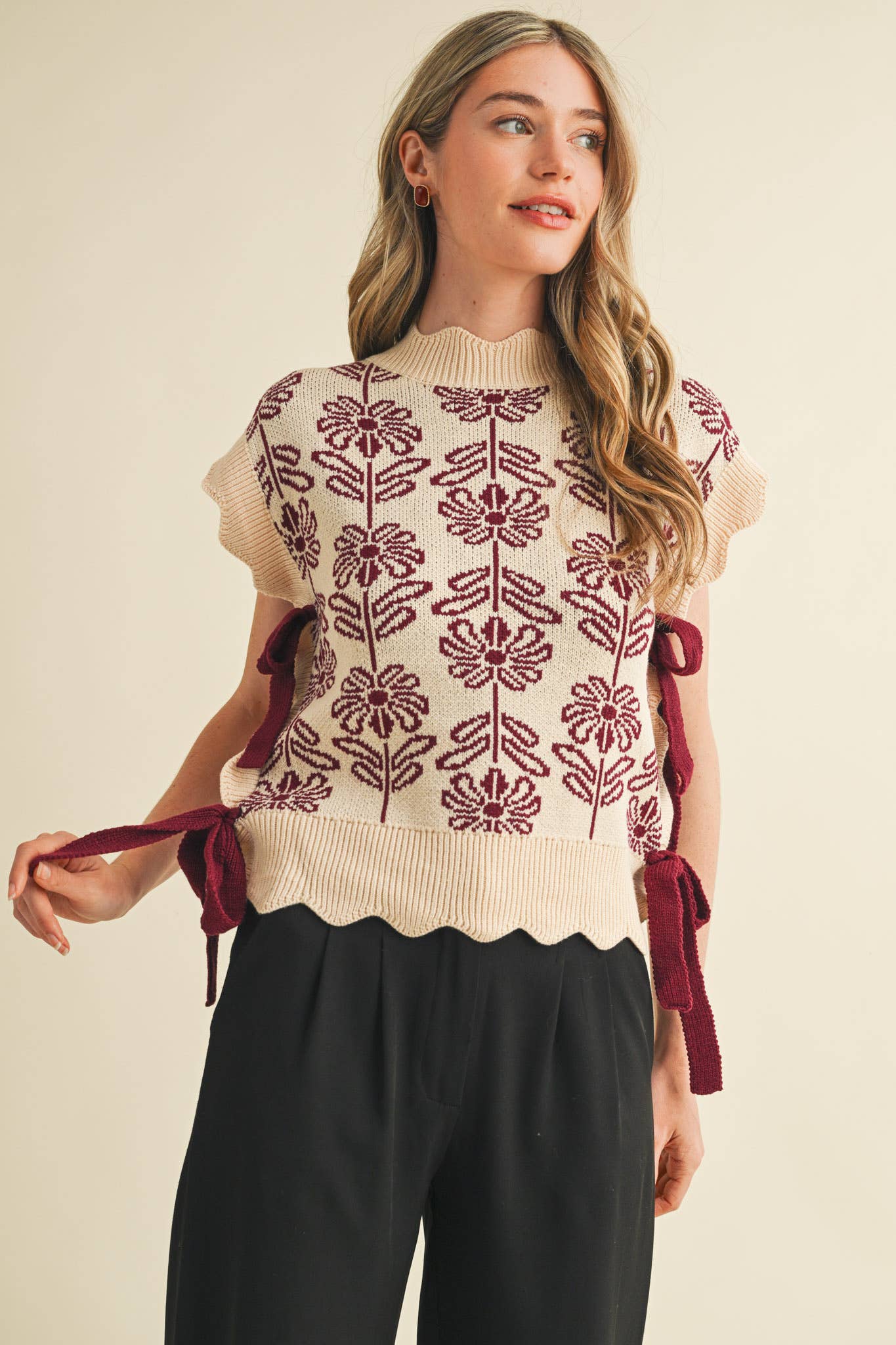 Burgundy bloom knit tie top
