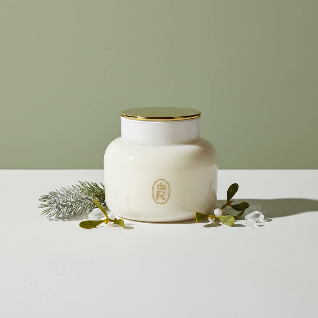 20 oz Heritage Candle: Belle