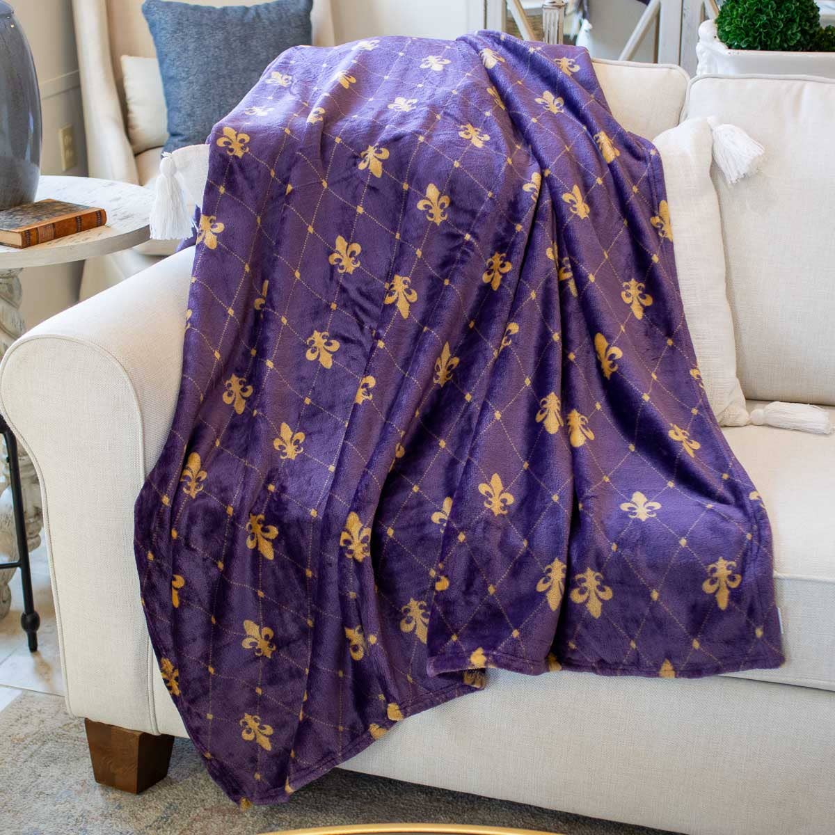 Clovis Throw Blanket