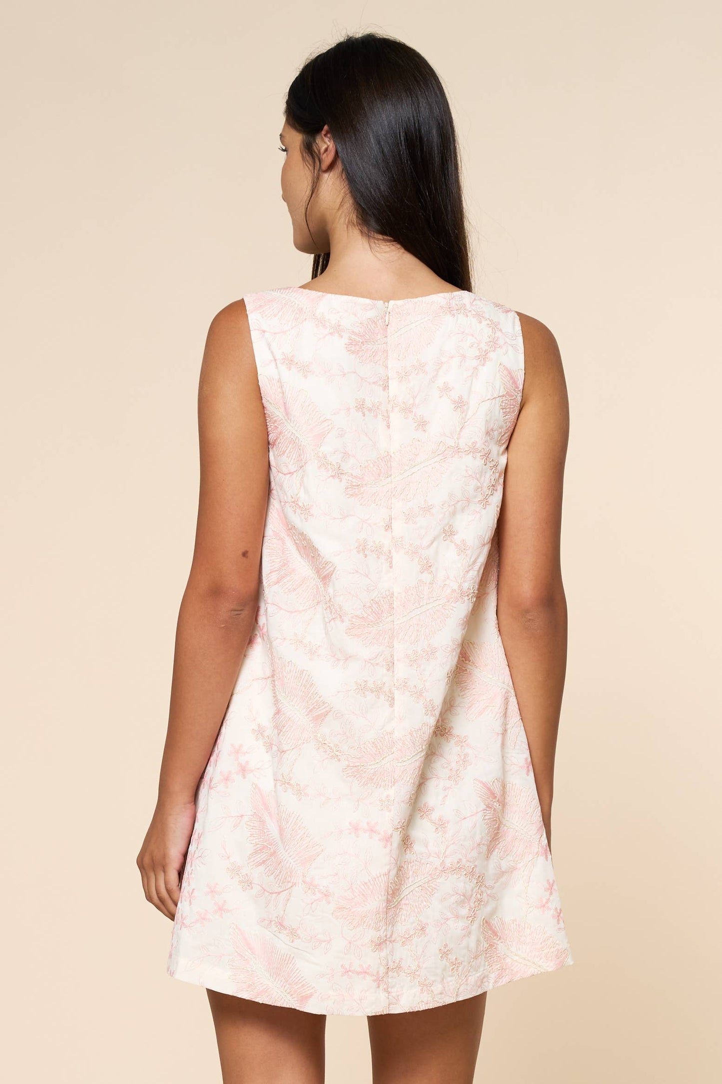 Floral Jacquard Sleeveless Shift Dress
