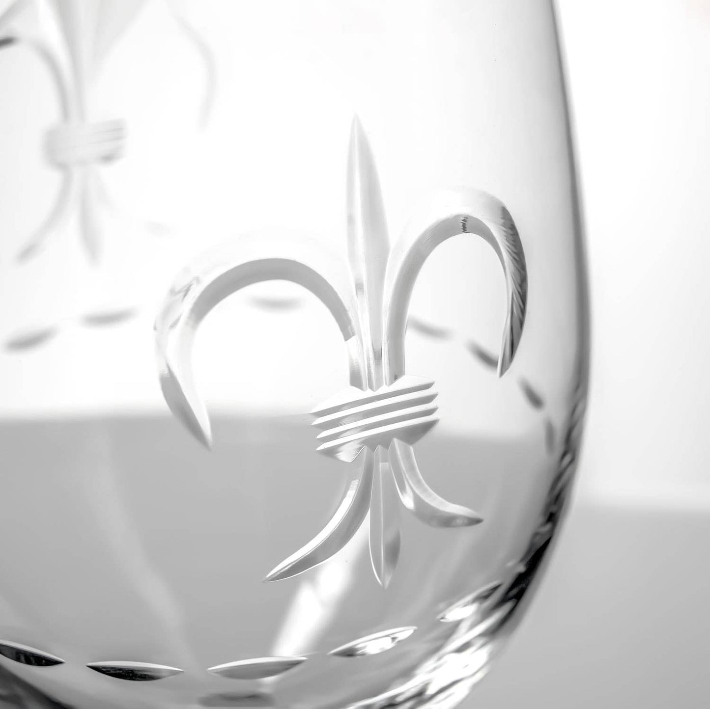 Fleur De Lis Wine Glass