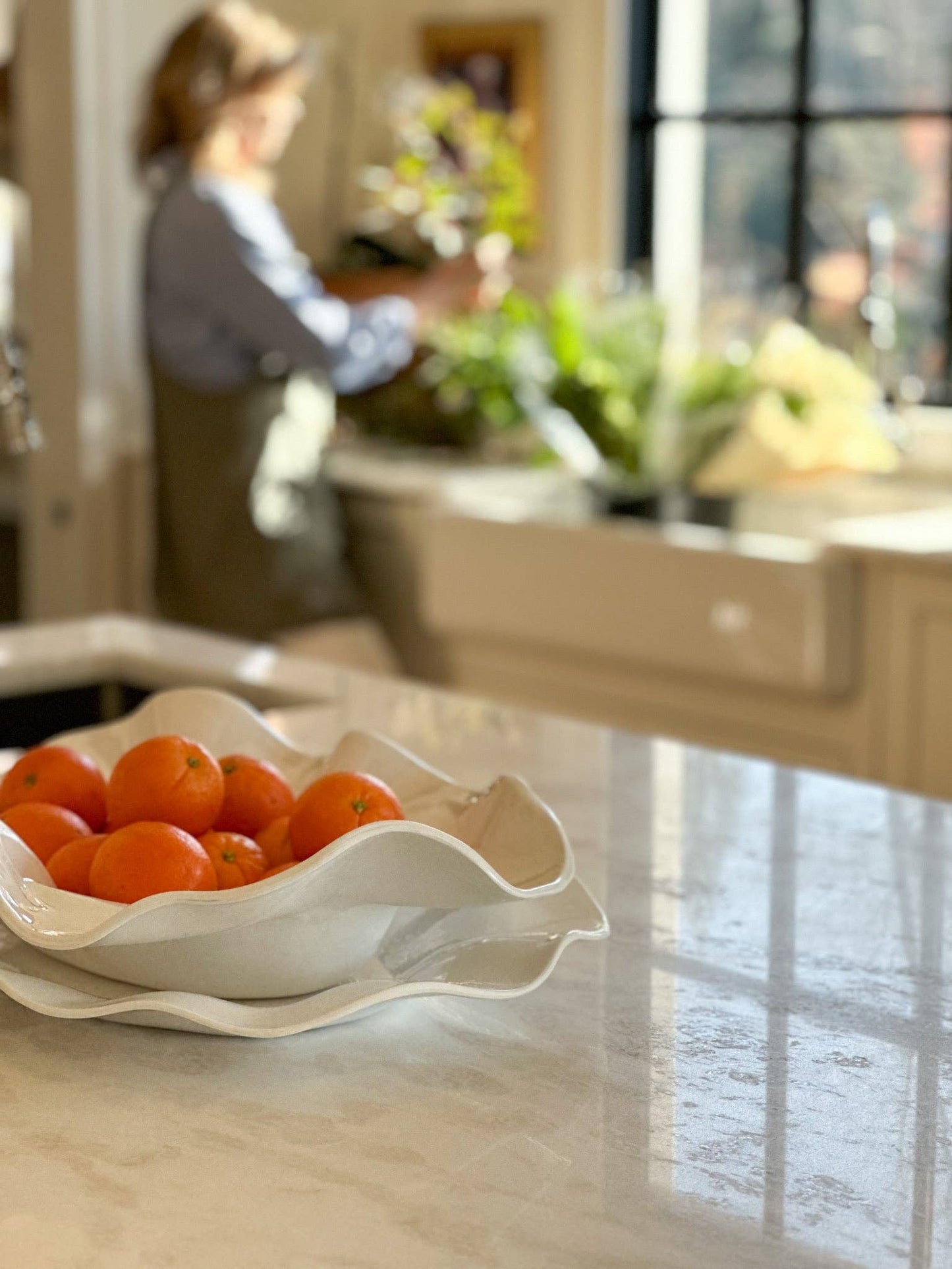 19"Large Wavy Melamine Bowl: White