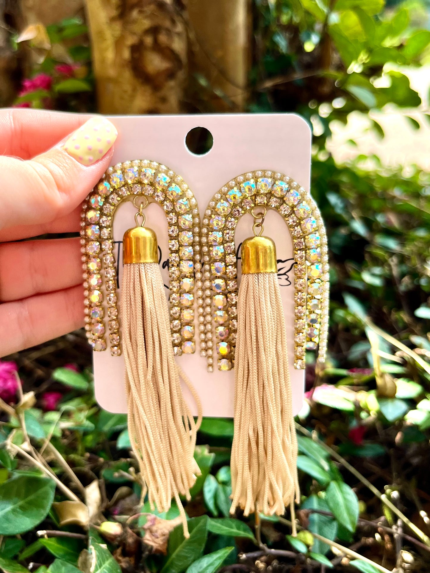 Final Sale Arched Statement Earrings