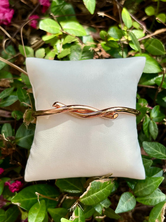 FINAL SALE Modern Twist Cuff Bracelet- Rose Gold