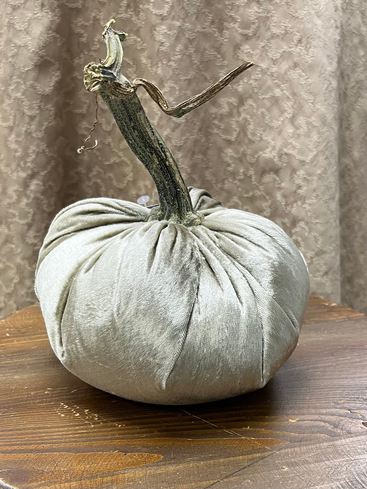 6 inch Pumpkins