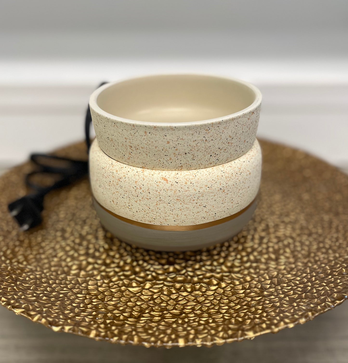 Ivory & Gold Wax Melter