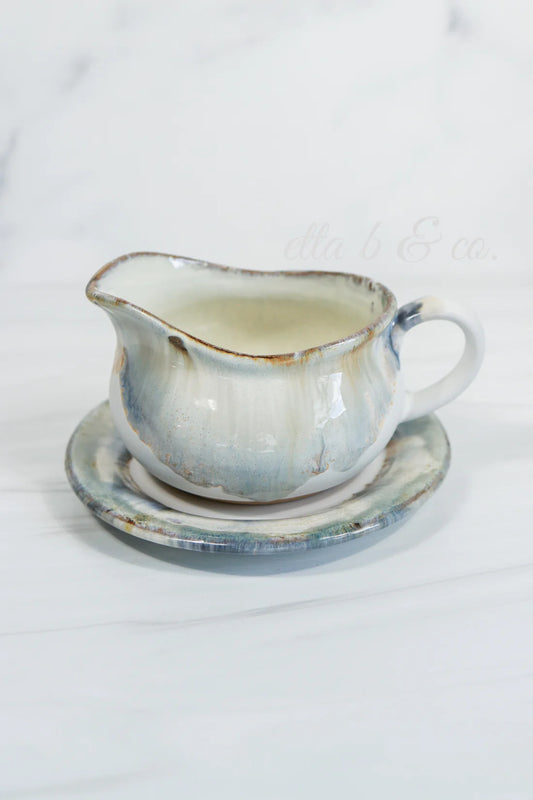 EB Gravy Boat & Saucer Set In Magnolia