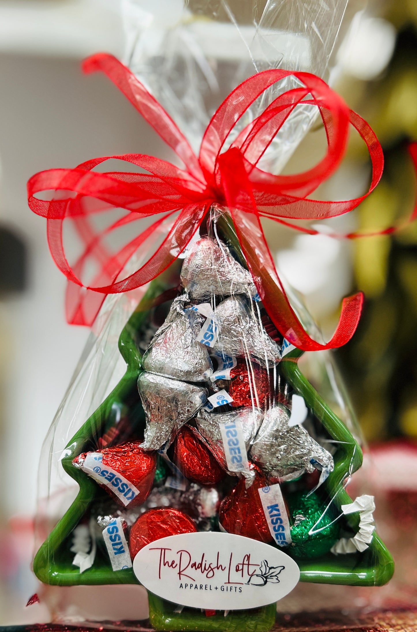 Christmas Tree Ramekin w/ Chocolate Kisses- Green