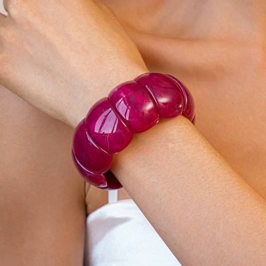 Acrylic Stretch Cord Bracelet- Berry