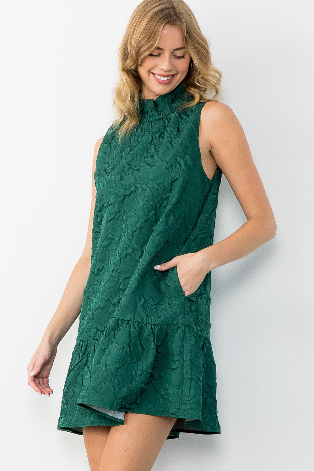 Sleeveless Textured Dress In Green
