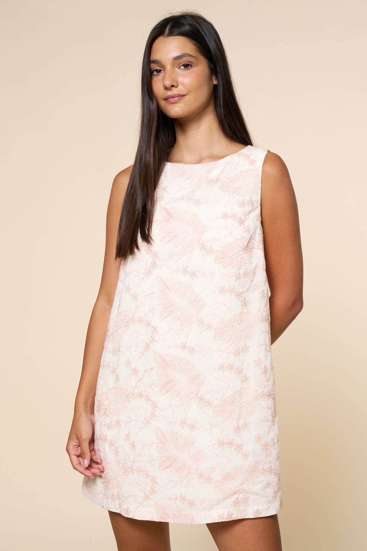 Floral Jacquard Sleeveless Shift Dress