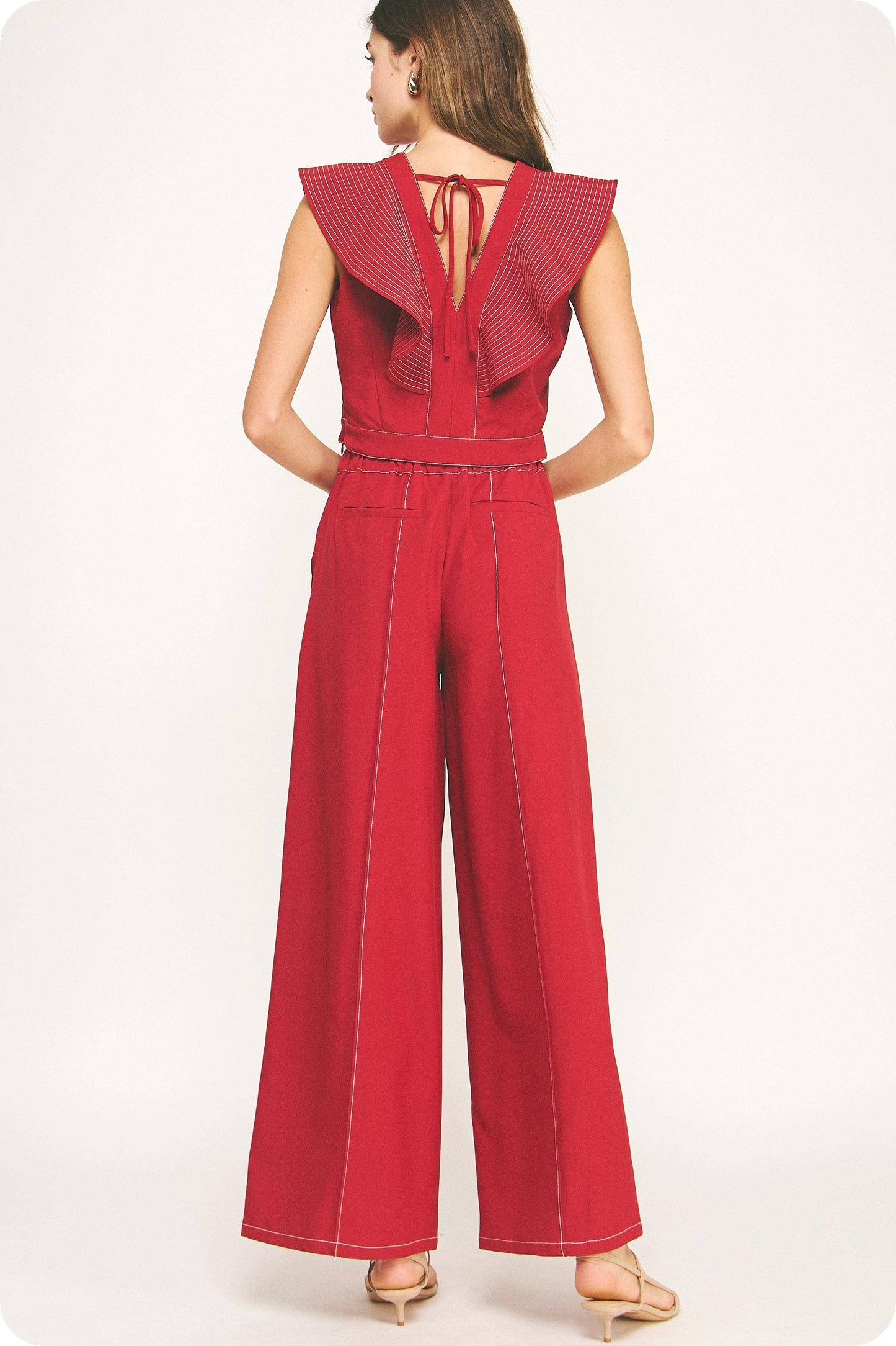 Top Stitch Ruffle Detail V-neck Top