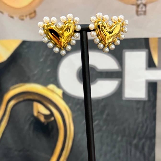 PEARL HEART EARRINGS : SILVER