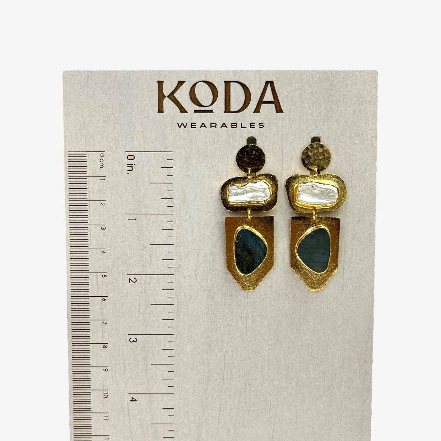 Lustrous Wave Earrings