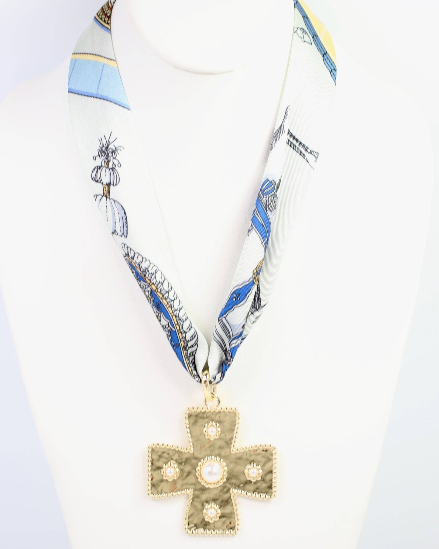 Cayce Large Cross Gold Charm