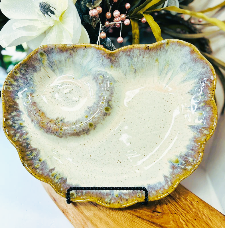 Etta B Wavy Chip & Dip Platter-Botanical