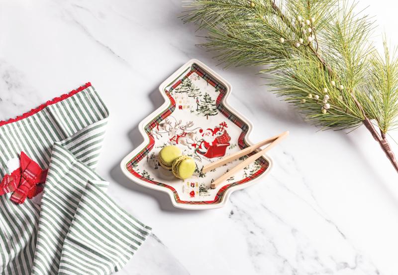 Santa Tartan Cookie Plate and Tong Set