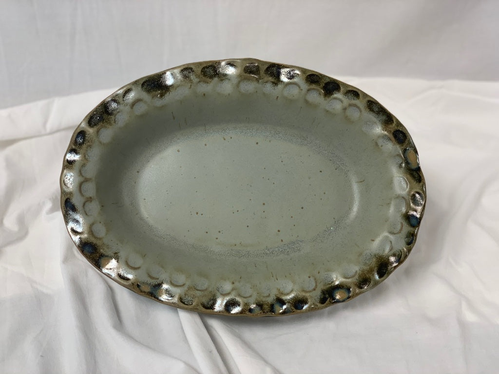 FP Scalloped Oval Bowl in River Rock