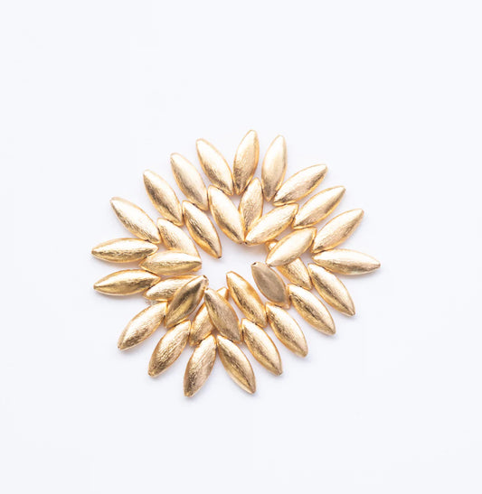 Coastal Grit Gold Tear Drop Bracelet