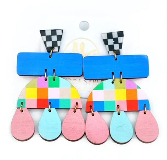 Shelly Pixel Rainbow Earrings