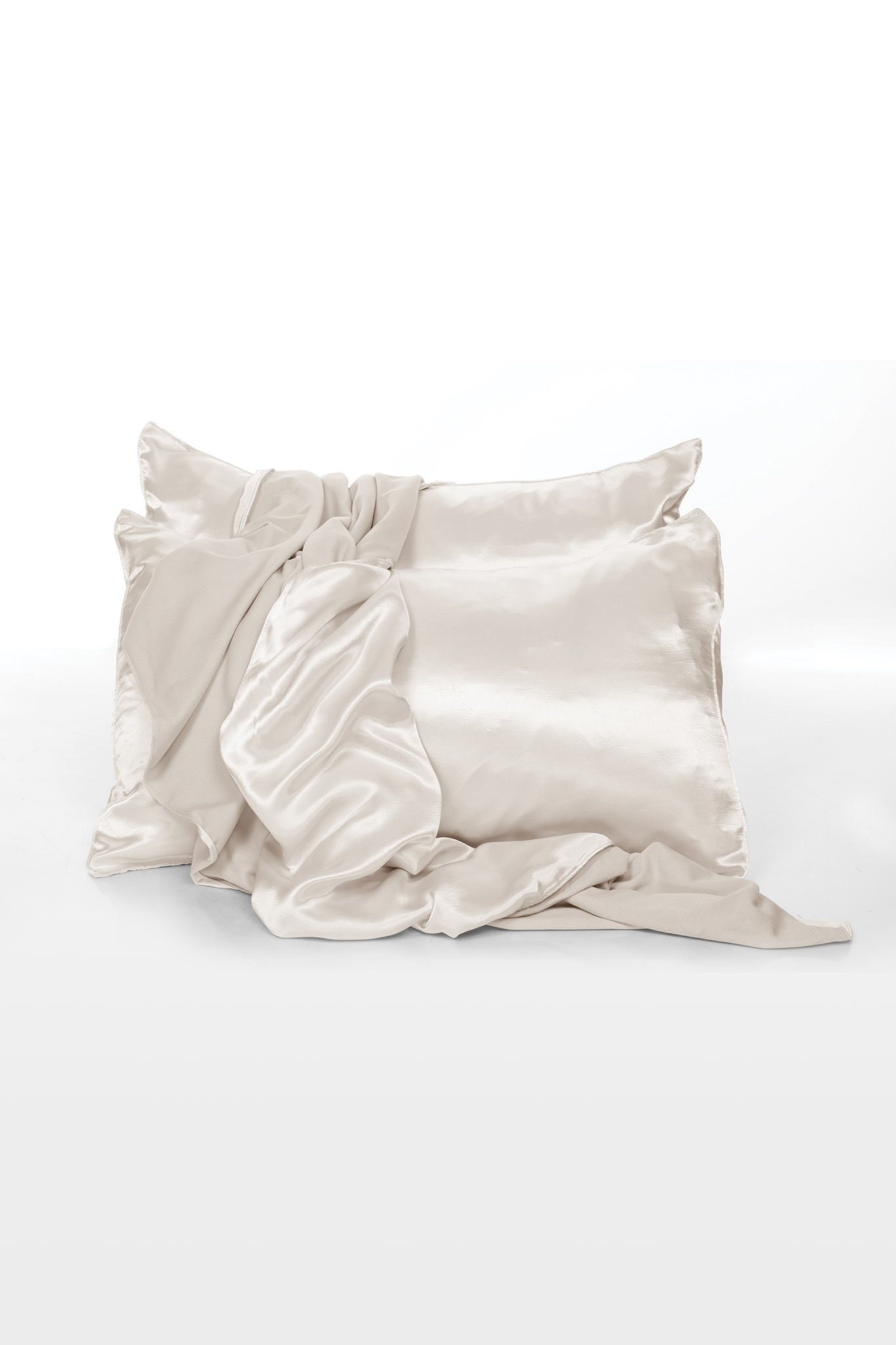PJ Harlow Set of 2 Pearl Pillow Cases