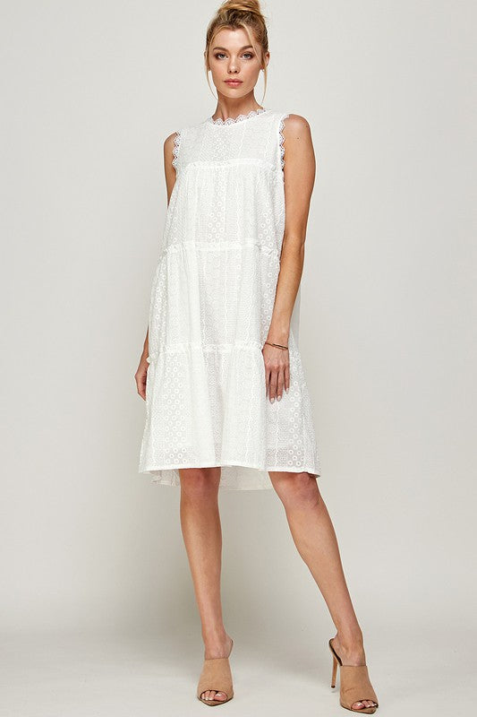 FINAL SALE Scalloped Lace Dress In White
