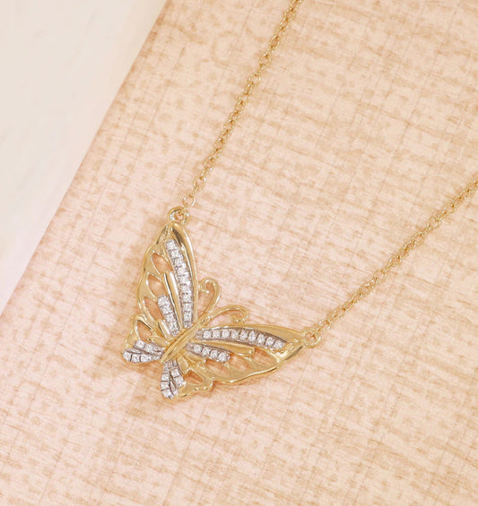 FINAL SALE ES Beautiful Butterfly Pendant Necklace